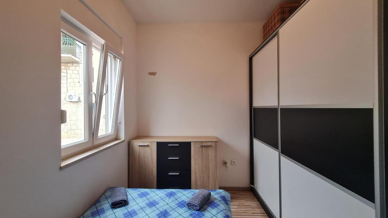 Apartment Sierra Split Exterior foto